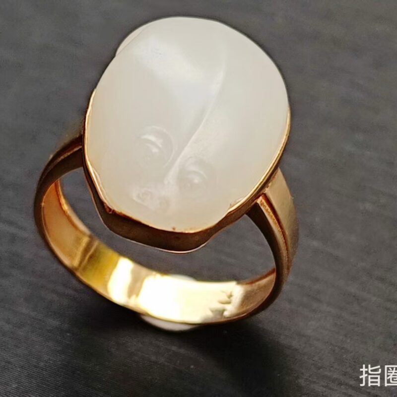 白玉戒指